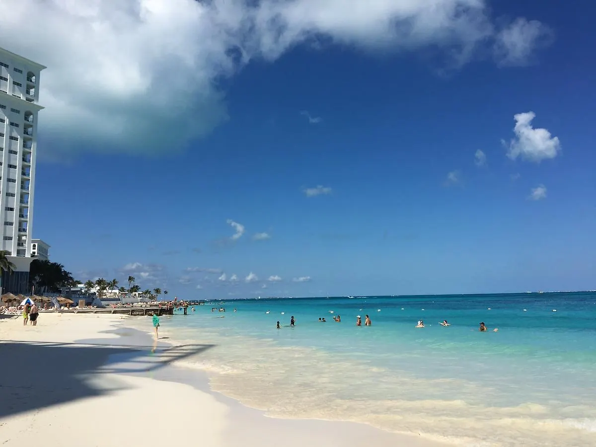 Cancun Suites Apartments - Hotel Zone