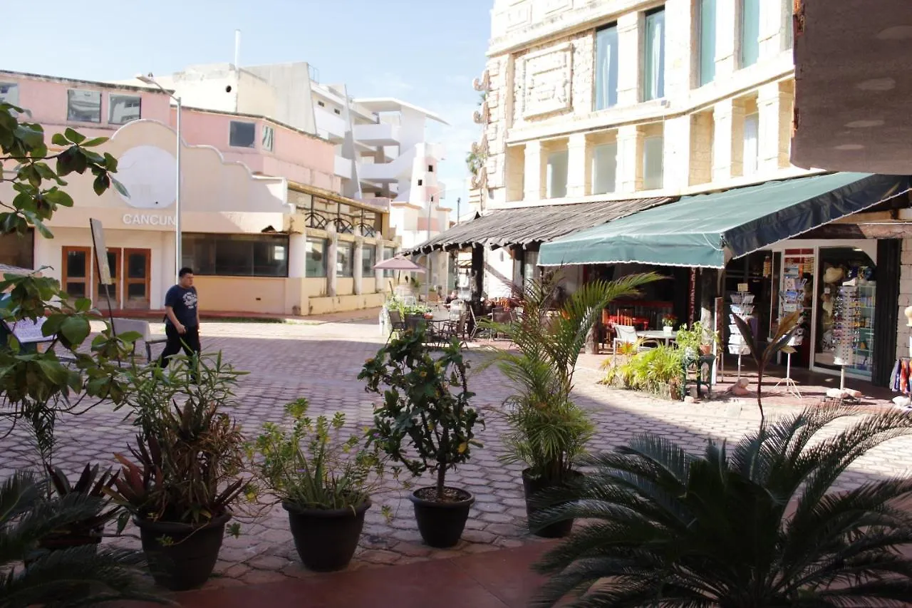 Cancun Suites Apartments - Hotel Zone
