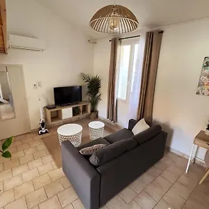 Nouveau - La Tour Des Teinturiers - Balcon - Wifi , Avignon France