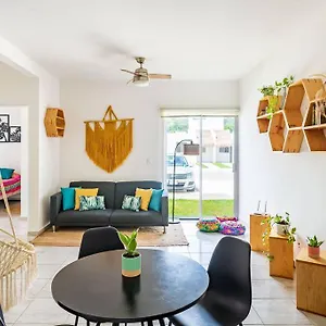  Apartamento Lovely Cozy W/pool 2 Bedrooms. Great Location! México
