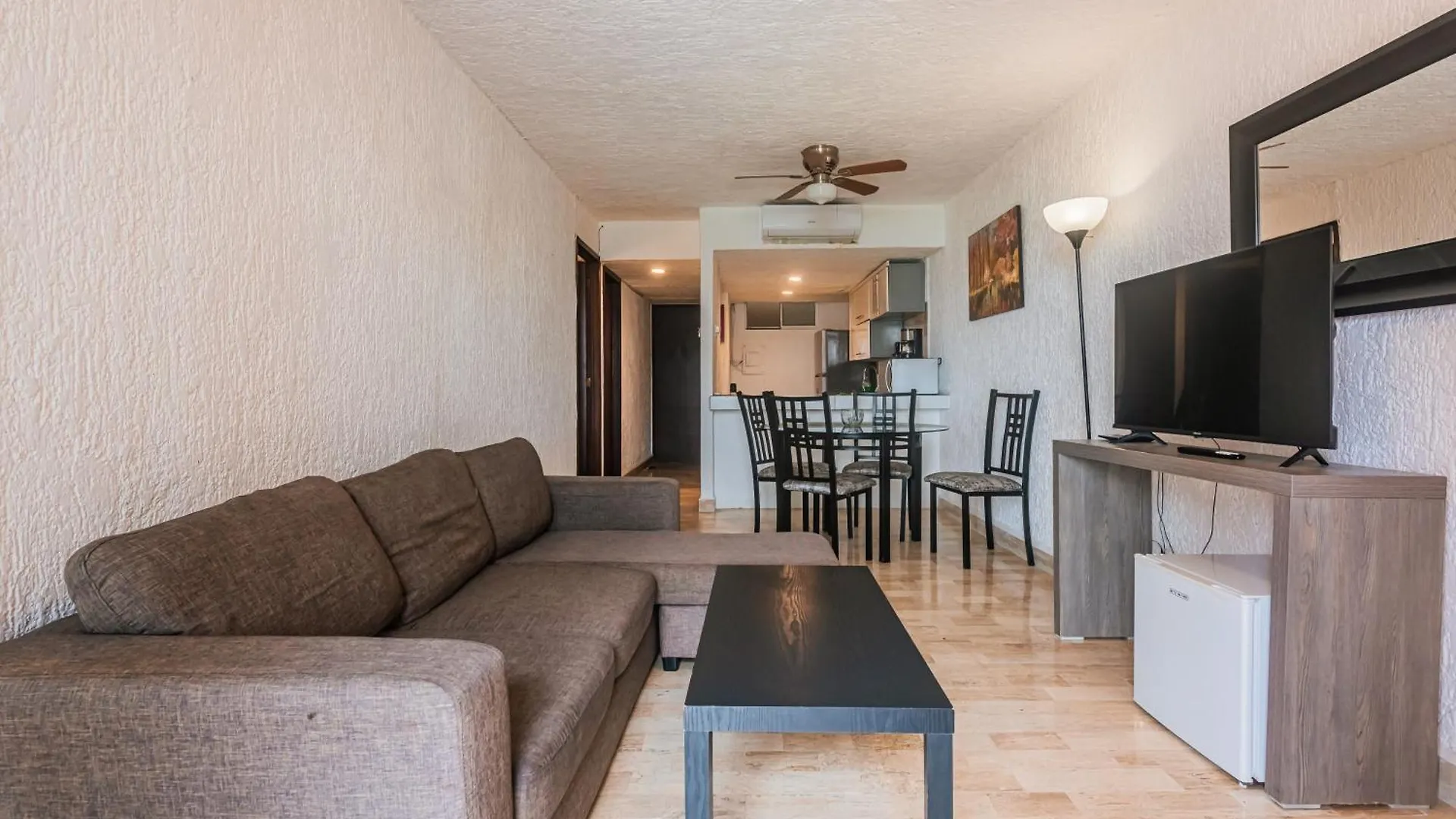 Cancun Suites Apartments - Hotel Zone