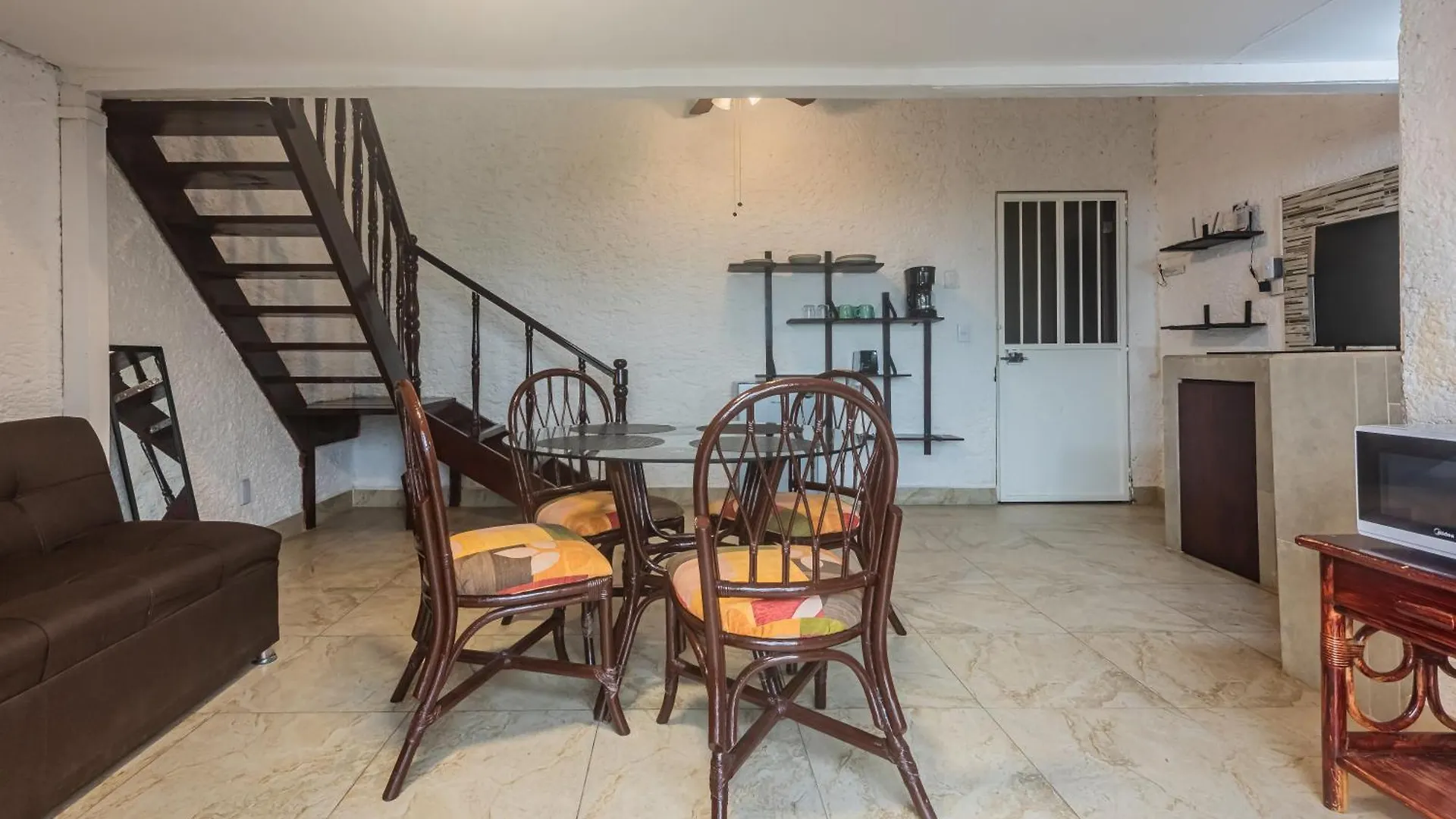 Cancun Suites Apartments - Hotel Zone