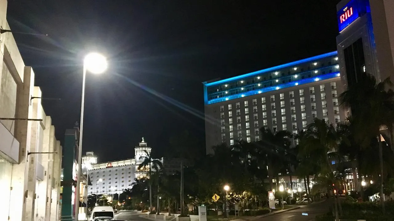 Cancun Suites Apartments - Hotel Zone